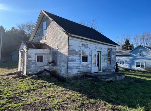 Photo of 16077 Pasco Montra Road, Jackson Center, OH 45334 (MLS # 1044583)