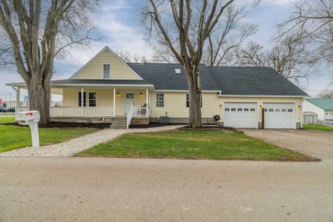 Photo of 8240 Looney Road, Piqua, OH 45356 (MLS # 1044440)