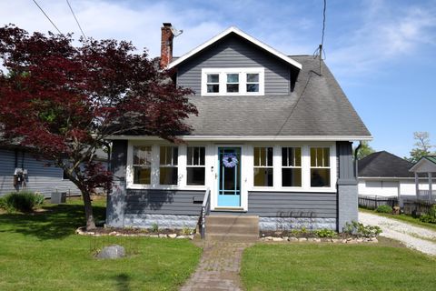 Photo of 3734 Lawrenceville Drive, Springfield, OH 45504 (MLS # 1045615)