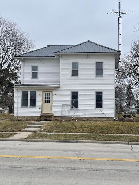 Photo of 205 N Main Street, Mendon, OH 45862 (MLS # 1043893)