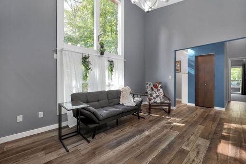 Photo of 1495 W Choctaw Drive, London, OH 43140 (MLS # 1041578)