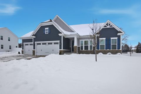 Photo of 1137 Red Maple Drive, Troy, OH 45373 (MLS # 1043706)