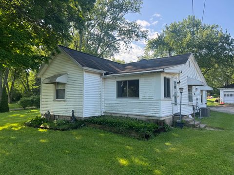 Photo of 3401 Maplewood Avenue, Springfield, OH 45505 (MLS # 1045761)