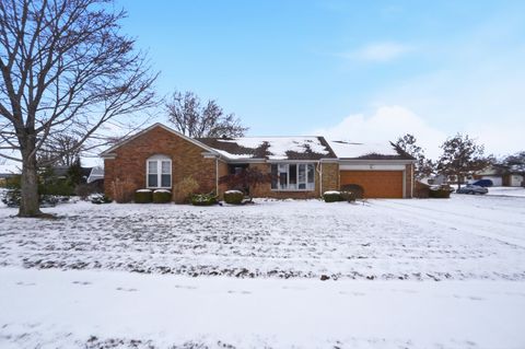 Photo of 819 Canyon Drive, Lima, OH 45804 (MLS # 1043092)