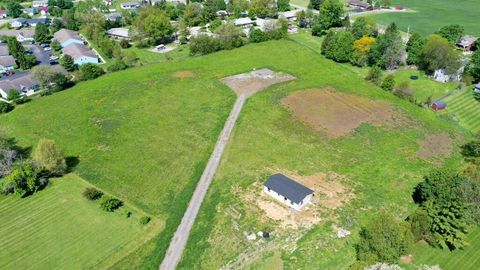 Photo of 342 W Columbus Road, South Charleston, OH 45368 (MLS # 1045403)