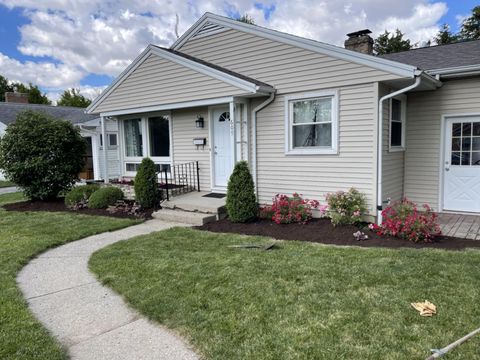 Photo of 609 N Cherry Street, Celina, OH 45822 (MLS # 1043731)