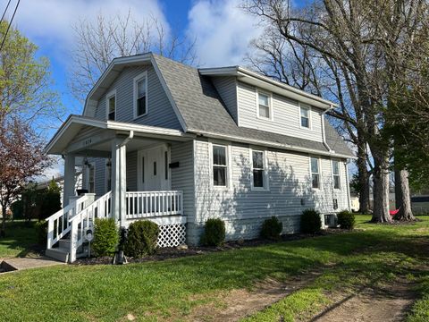 Photo of 1014 Driscoll Avenue, Springfield, OH 45506 (MLS # 1044906)