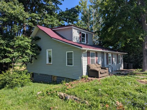 Photo of 128 Grand Avenue, Russells Point, OH 43348 (MLS # 1046578)