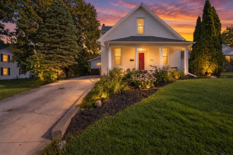 Photo of 533 E Chillicothe Avenue, Bellefontaine, OH 43311 (MLS # 1048502)