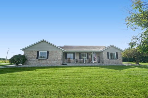 Photo of 16030 Pusheta Road, Wapakoneta, OH 45895 (MLS # 1048753)