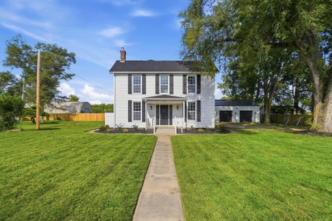 Photo of 708 N Oakland Street, Urbana, OH 43078 (MLS # 1047823)