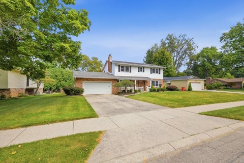 Photo of 742 Hartford Drive, Springfield, OH 45503 (MLS # 1048301)