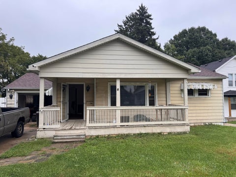 Photo of 1742 Kenwood Avenue, Springfield, OH 45505 (MLS # 1048589)