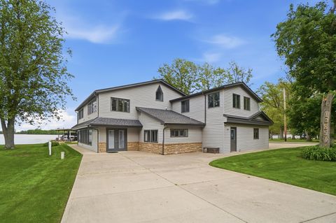Photo of 10857 Seminole Shore Drive, Huntsville, OH 43324 (MLS # 1045568)