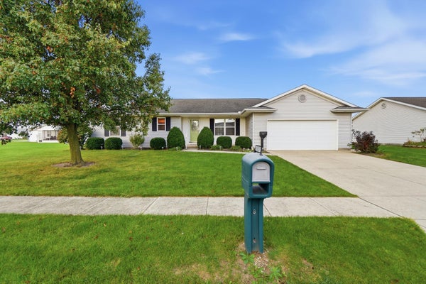 923 SUNRISE DR, WAPAKONETA, OH 45895 - Image 21bf48d94827ea2e2d14577d2973c380/3209072013