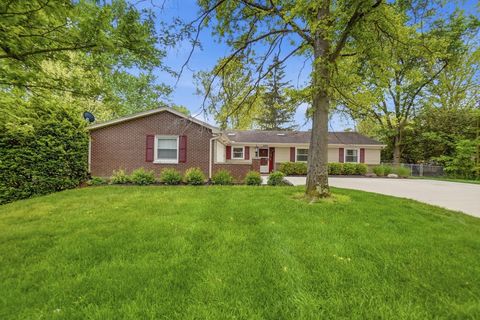 Photo of 2193 Regent Park Drive, Bellbrook, OH 45305 (MLS # 1045354)
