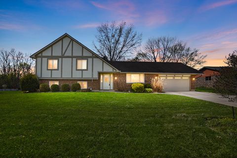 Photo of 1651 N Laddie Court, Dayton, OH 45432 (MLS # 1045011)