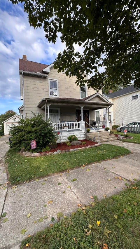 Photo of 429 N Madriver Street, Bellefontaine, OH 43311 (MLS # 1048331)