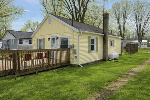 Photo of 5448 Ada Drive, Celina, OH 45822 (MLS # 1043039)