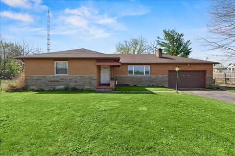 Photo of 2821 Dayton Springfield Road, Springfield, OH 45506 (MLS # 1044828)