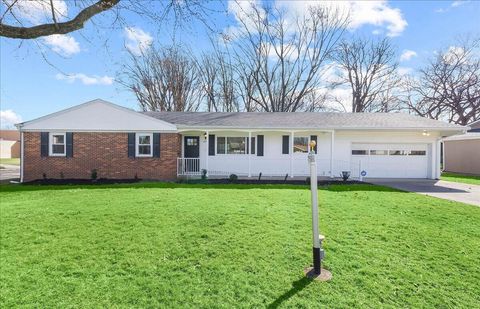Photo of 354 Hickory Drive, Marysville, OH 43040 (MLS # 1044264)