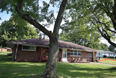 Photo of 1326 Grove Street, Sidney, OH 45365 (MLS # 1048298)