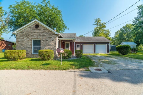Photo of 640 Maxwell Place, Sidney, OH 45365 (MLS # 1046797)