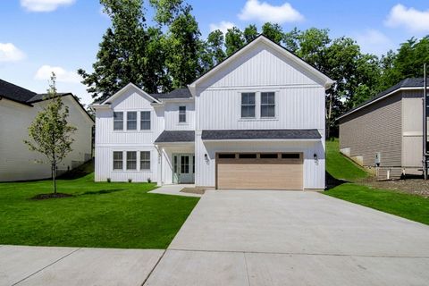 Photo of 1775 Northpoint Lane, Springfield, OH 45503 (MLS # 1046633)