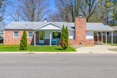 Photo of 429 Colton Avenue, Bellefontaine, OH 43311 (MLS # 1044918)