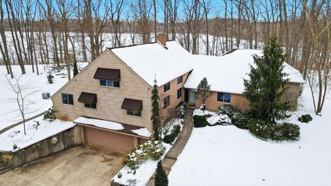 Photo of 3000 S Sunderland Road, Lima, OH 45806 (MLS # 1043764)