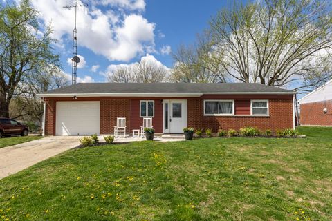 Photo of 312 Victoria Drive, Greenville, OH 45331 (MLS # 1044860)