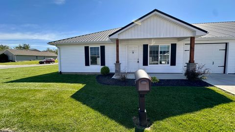 Photo of 1611 Irene Drive #21, Bellefontaine, OH 43311 (MLS # 1045692)