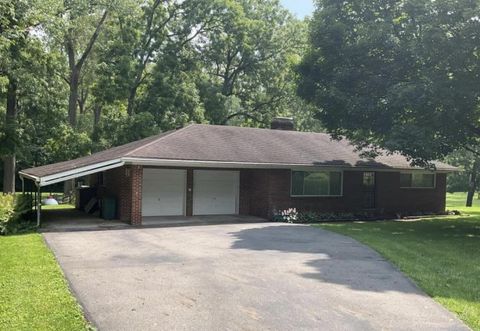 Photo of 1008 N Hampton Road, Springfield, OH 45504 (MLS # 1045645)
