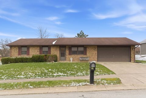 Photo of 107 Ashlee Drive, Lewisburg, OH 45338 (MLS # 1044390)