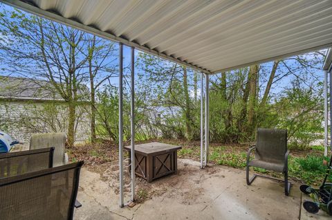 Photo of 818 Brookwood Drive, Bellefontaine, OH 43311 (MLS # 1044979)