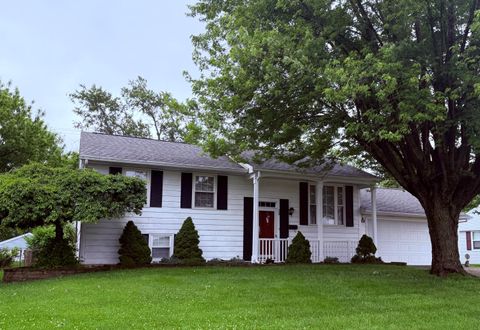 Photo of 828 Hedwick Street, New Carlisle, OH 45344 (MLS # 1045886)