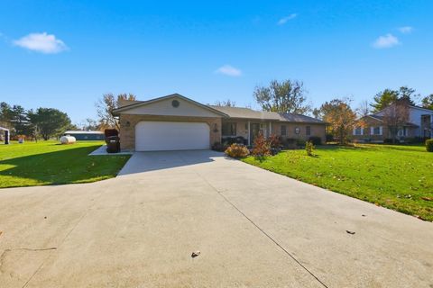 Photo of 5535 Auburn Drive, Greenville, OH 45331 (MLS # 1042637)