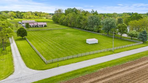 Photo of 4222 Ramsey Lane, Springfield, OH 45502 (MLS # 1045682)