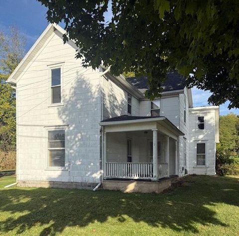 Photo of 1002 Riverside Drive, Sidney, OH 45365 (MLS # 1044117)