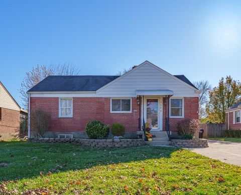 Photo of 308 E Dorothy Lane, Kettering, OH 45419 (MLS # 1043219)