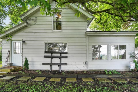 Photo of 473 W County Line Road, Springfield, OH 45502 (MLS # 1046318)