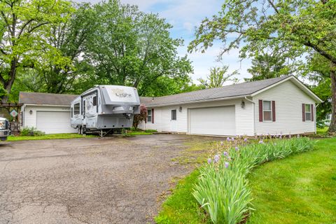 Photo of 362 N Parkview Road, Woodstock, OH 43084 (MLS # 1045800)