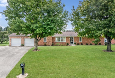 Photo of 121 New Haven Drive, Urbana, OH 43078 (MLS # 1048605)