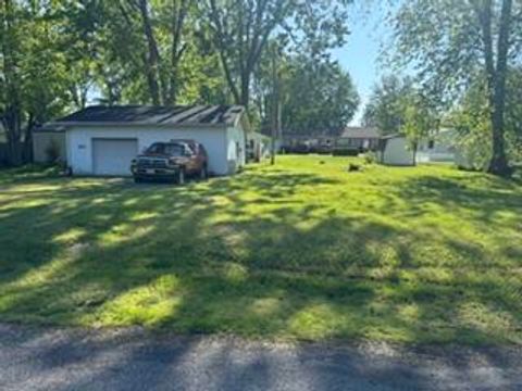 Photo of 437 Miami Avenue, Russells Point, OH 43348 (MLS # 1045395)