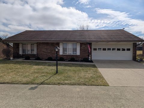 Photo of 1139 Bradford Drive, Springfield, OH 45503 (MLS # 1043907)