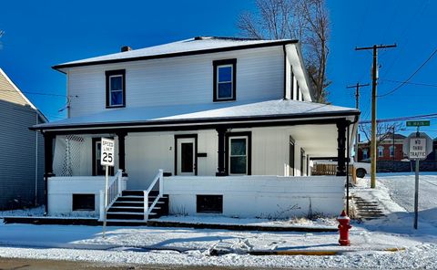 Photo of 2 N Main Street, Covington, OH 45318 (MLS # 1043358)