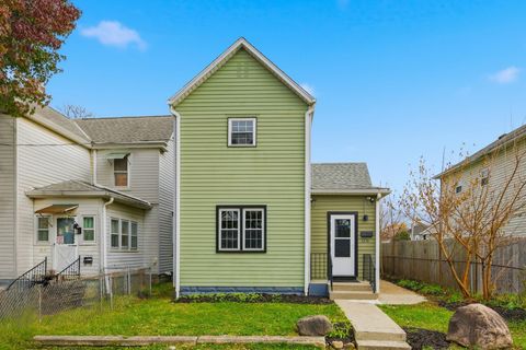 Photo of 1274 Wager Street, Columbus, OH 43206 (MLS # 1044427)
