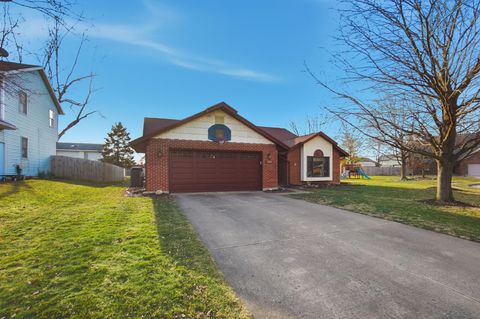 Photo of 1210 Charleston Court, Troy, OH 45373 (MLS # 1043515)