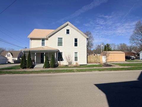 Photo of 301 N Elm Street, Bellefontaine, OH 43311 (MLS # 1043387)