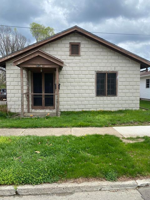 Photo of 3120 Martel Drive, Dayton, OH 45420 (MLS # 1044733)